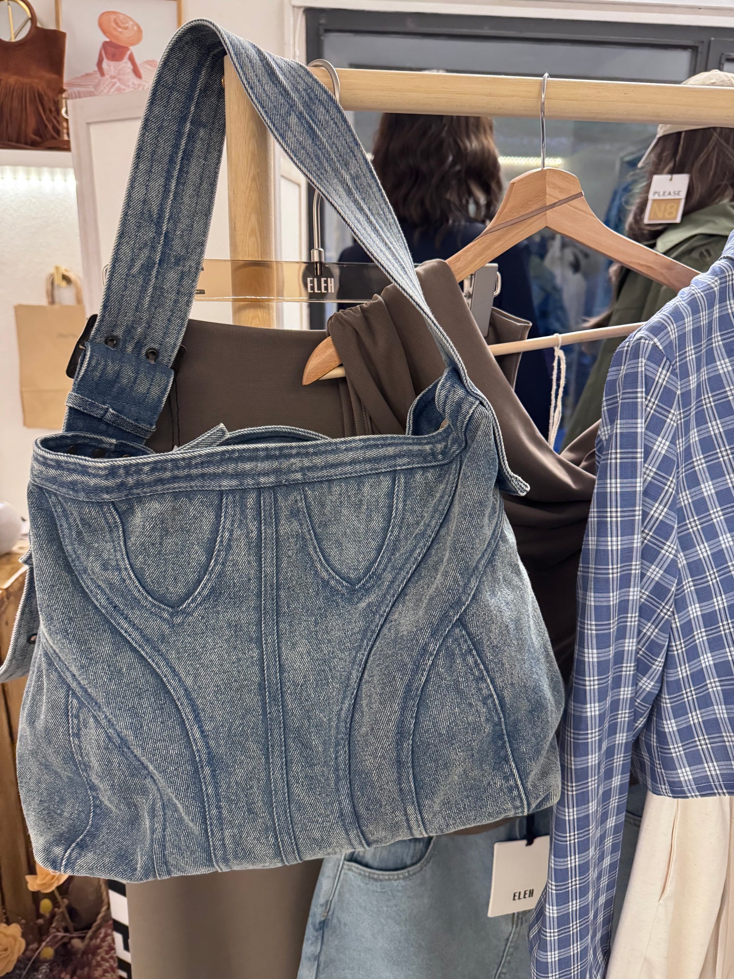 Maxi bag in denim