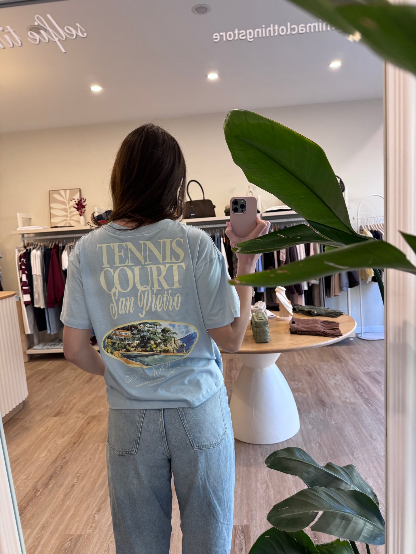 T-shirt summer vibes