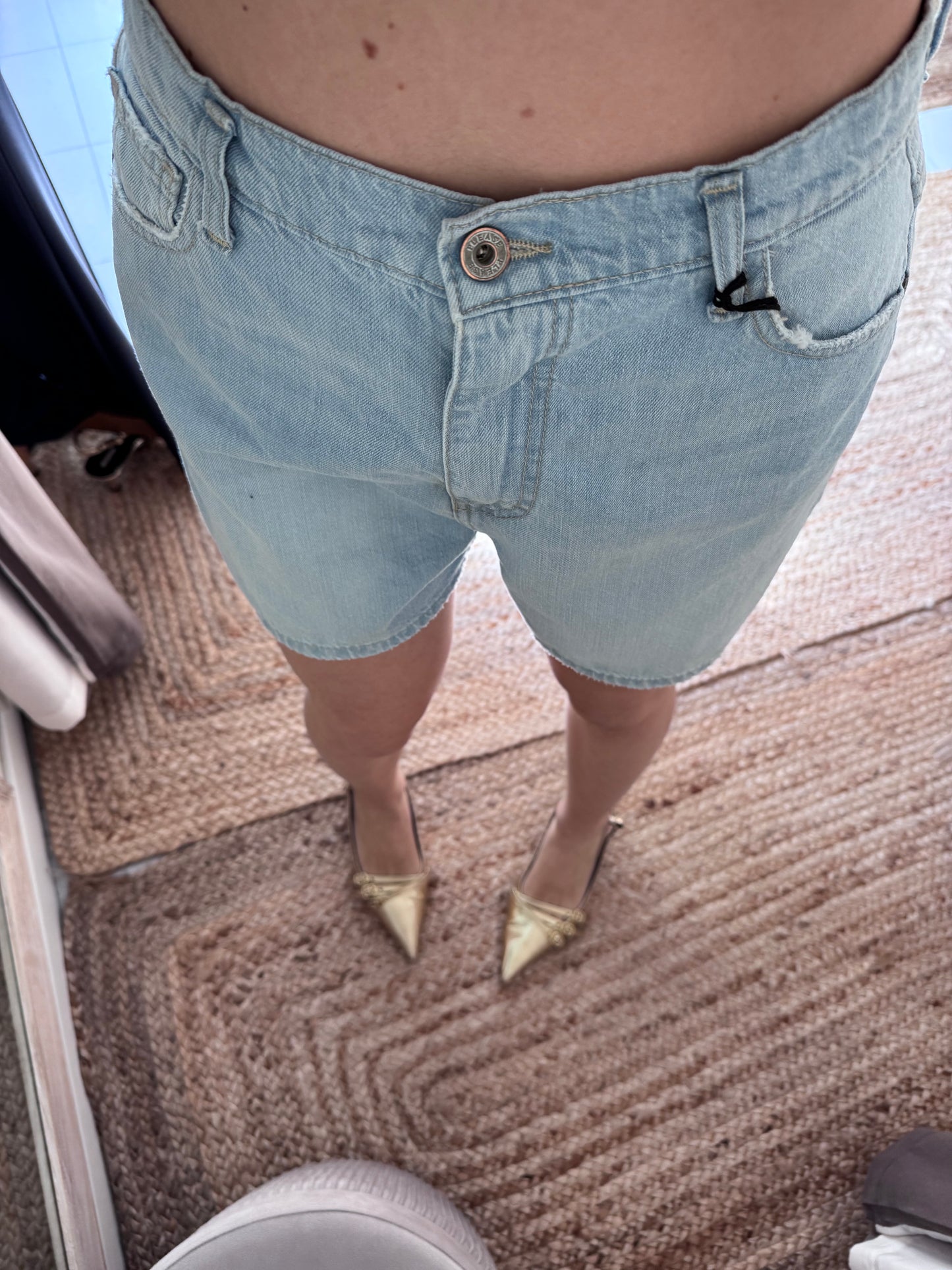Shorts in denim Please