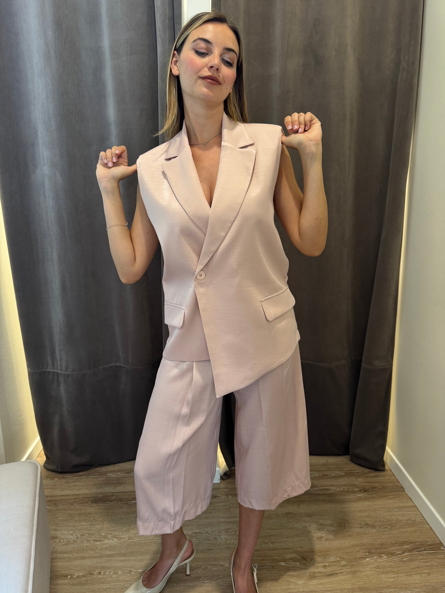 Gilet asimmetrico