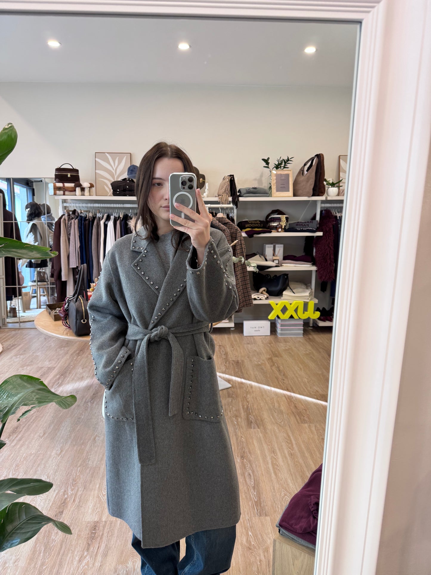 Cappotto studs two way