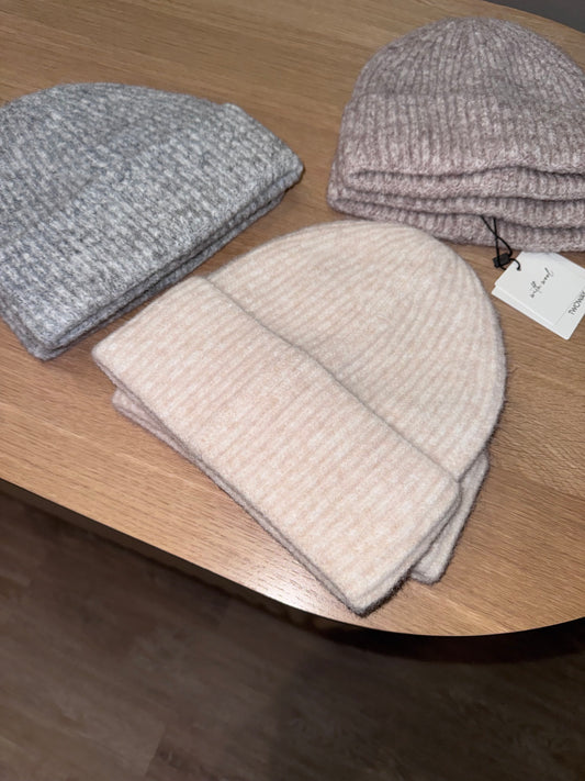 Berretto con risvolto