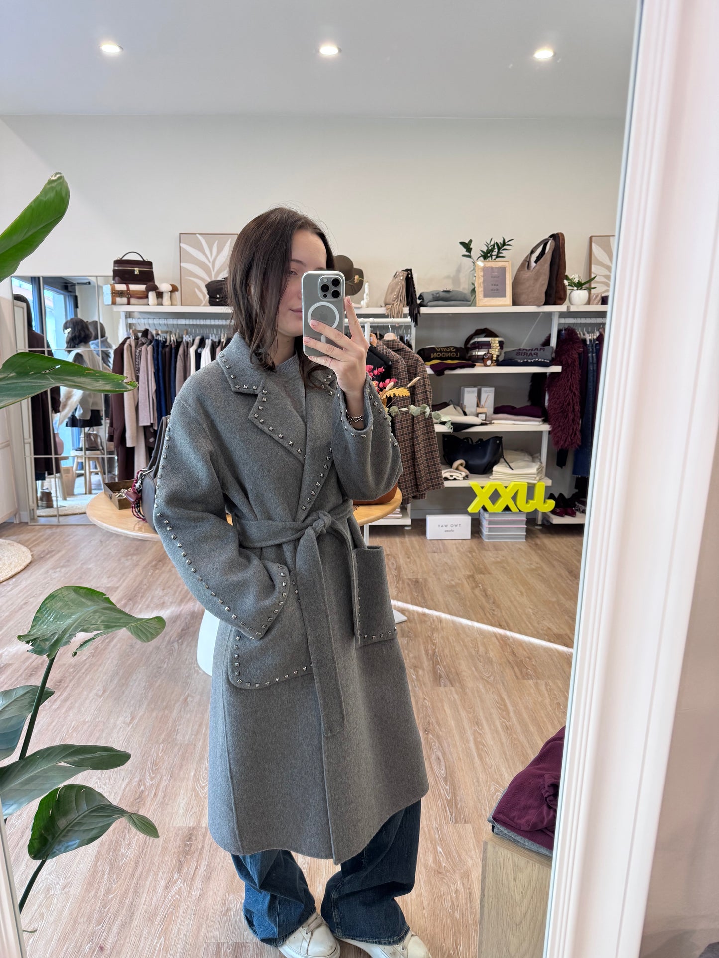 Cappotto studs two way