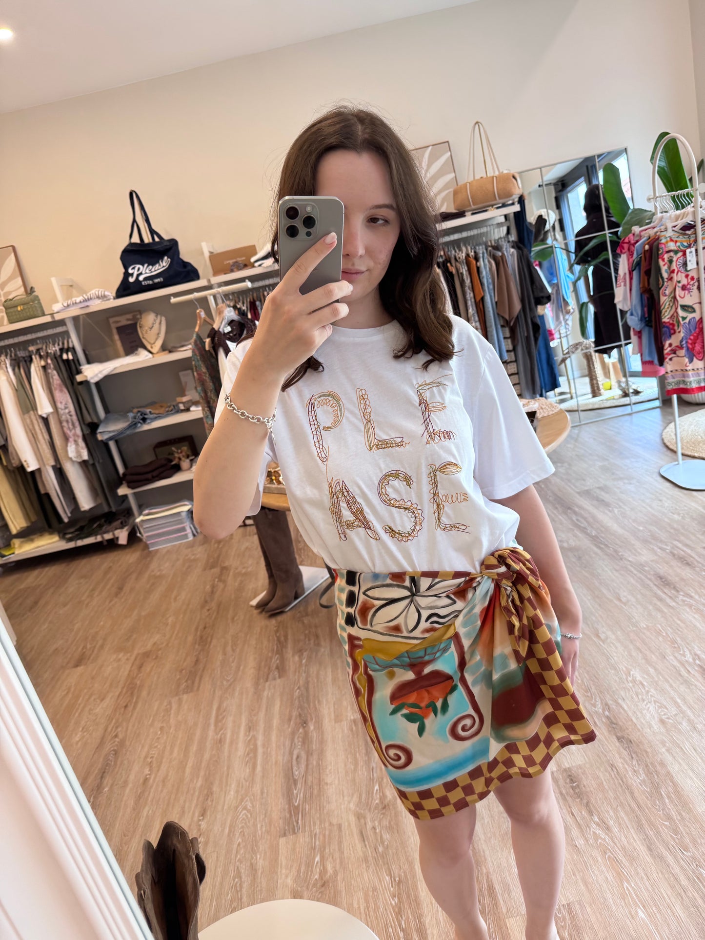 T-shirt ricamo
